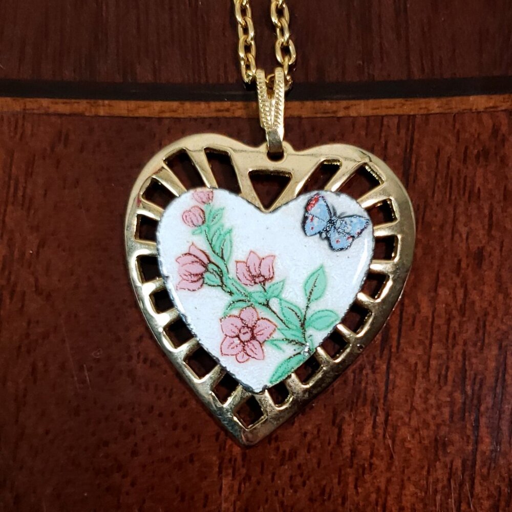 70s Vtg Gold pastel butterfly floral heart enameled necklace   1" pendant